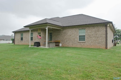 19469 Grassy Meadow Ln, Athens, AL 35613 - photo 3