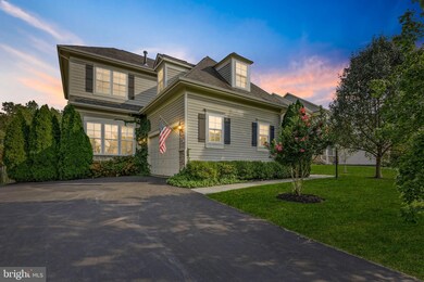 9384 Falling Water Dr, Bristow, VA 20136 - photo 2