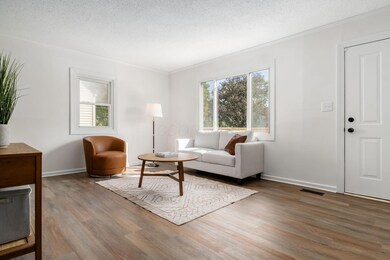 788 E Brighton Rd, Columbus, OH 43224 - photo 4