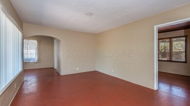 07-Living Room