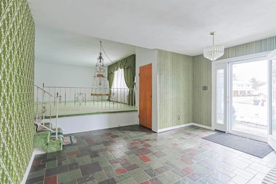 6244 Regent Ct, South Bend, IN 46614 - photo 5