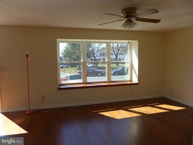 1342 Harford Square Dr, Edgewood, MD 21040 - photo 3