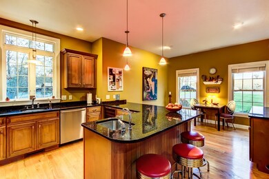 47 Mcclellan Rd, Sutton, MA 01590 - photo 2