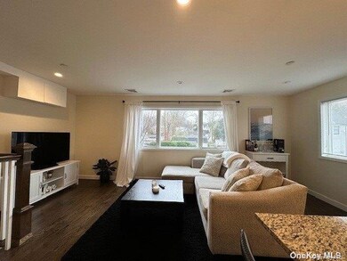 62 Green St unit 2, Huntington, NY 11743 - photo 5