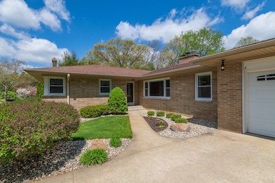 4209 Old Colony-3