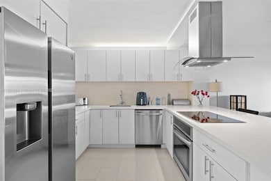 240 Galen Dr unit 109, Key Biscayne, FL 33149 - photo 2