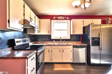 4720 Hoffman Dr, Whitehall, PA 18052 - photo 6