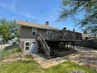 717 W 7th St S, Newton, IA 50208 - photo 5