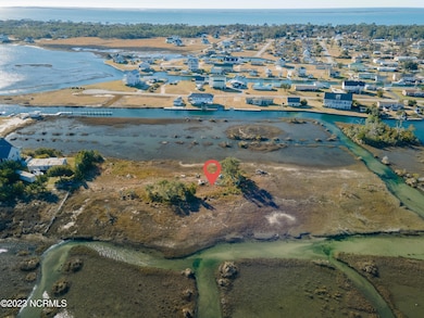 661 Oak Hammock Dr, Harkers Island, NC 28531 - photo 5