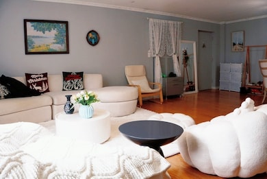 8 Juniper St unit 22, Brookline, MA 02445 - photo 2