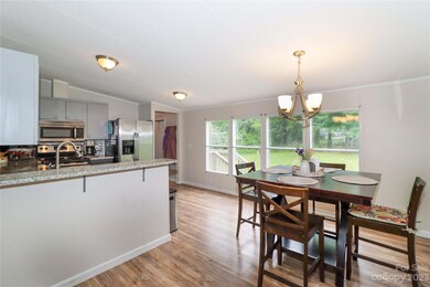 142 Sweetwater Dr, Statesville, NC 28625 - photo 7