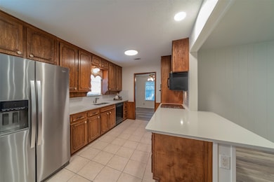 1145 Trailwood Dr, Hurst, TX 76053 - photo 6