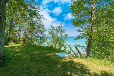 10-web-or-mls-Exteriors (10 of 22)