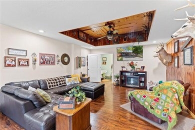 118 N Main St, Carrollton, MO 64633 - photo 6