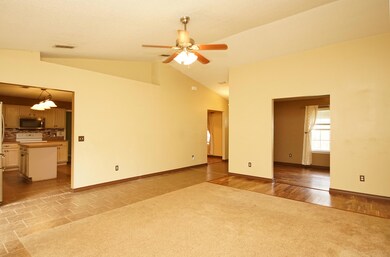 312EganLiving2