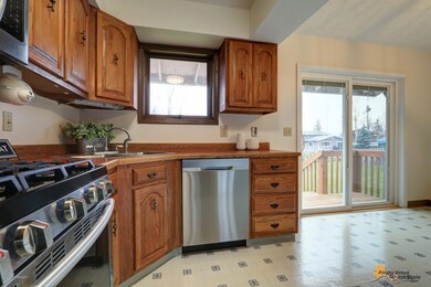 7040 Travis Cir, Anchorage, AK 99507 - photo 2