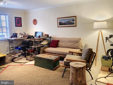 610 Madison St unit 203, Alexandria, VA 22314 - photo 2