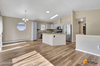 Open Concept w/vaulted ceiling