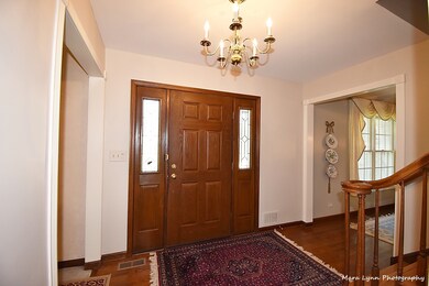 36W121 Fieldcrest Dr, Saint Charles, IL 60175 - photo 5