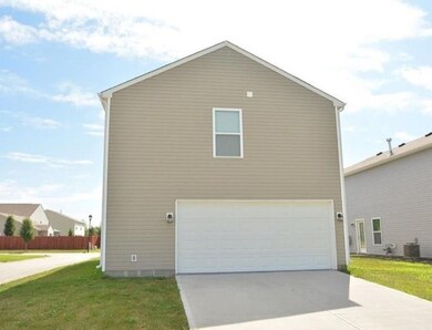 2376 Blackthorn Dr, Franklin, IN 46131 - photo 3