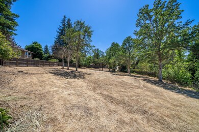 504 Seavy Ct, Redding, CA 96001 - photo 4