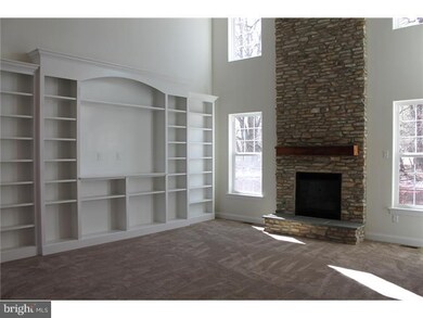 5689 Tranquil Ln, Emmaus, PA 18049 - photo 6