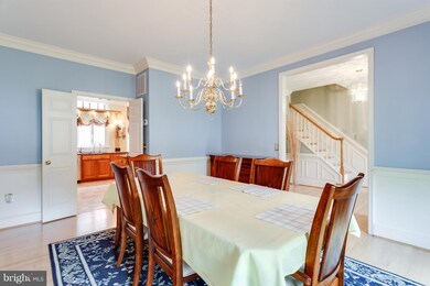 15299 Surrey House Way, Centreville, VA 20120 - photo 3