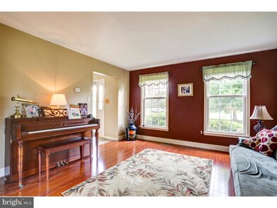 53 Diane Dr, Honey Brook, PA 19344 - photo 5