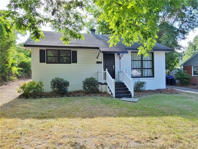 470 Mcphee Dr, Fayetteville, NC 28305 - photo 3