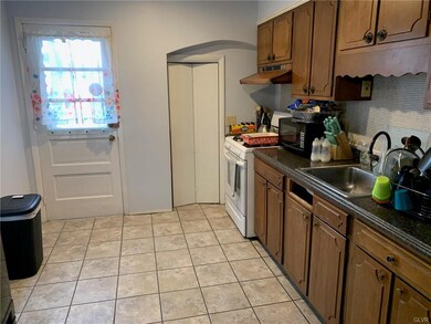 267 E Union St, Allentown, PA 18109 - photo 6