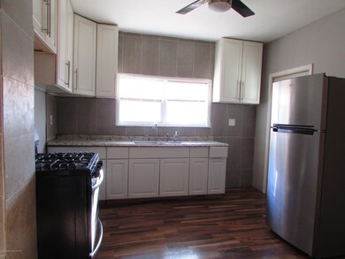 1901 Jackson St, Scranton, PA 18504 - photo 4