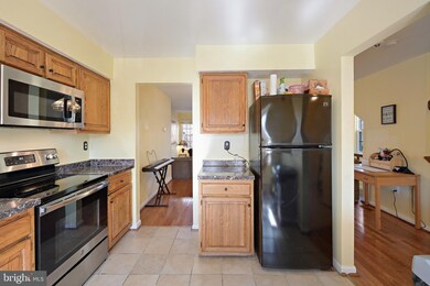 2746 Sweet Clover Ct, Silver Spring, MD 20904 - photo 3