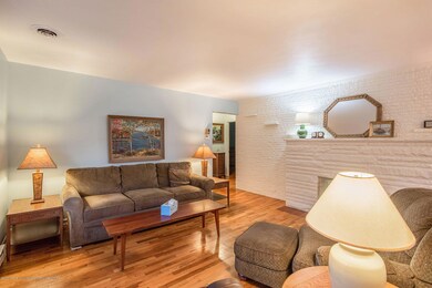 5638 Old Lansing Rd, Lansing, MI 48917 - photo 4