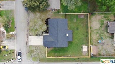 1347 Carnation Ln, New Braunfels, TX 78130 - photo 3