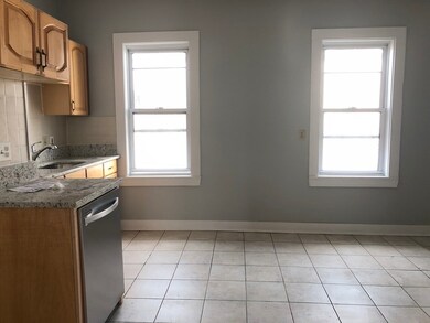 116 Webster St unit 2, Malden, MA 02148 - photo 4