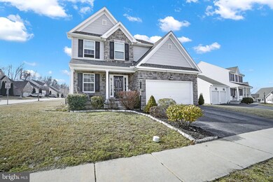 777 Cougar Pointe Cir, Seven Valleys, PA 17360 - photo 2