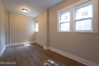 Hommati.com-118_N_Allen_St_NY-08-06-2022
