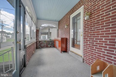 295 Mauch Chunk St, Nazareth, PA 18064 - photo 4