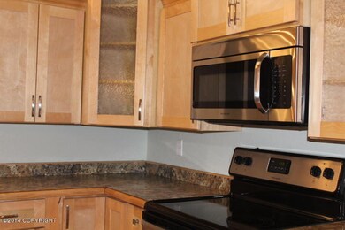 STAINLESS APPLIANCES