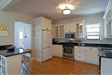 1119 Clarence Ave, Oak Park, IL 60304 - photo 6