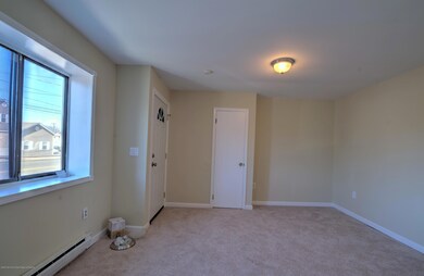 004_UNIT A LIVING ROOM