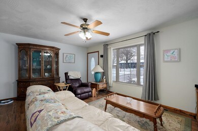 519 Wilson Way-16