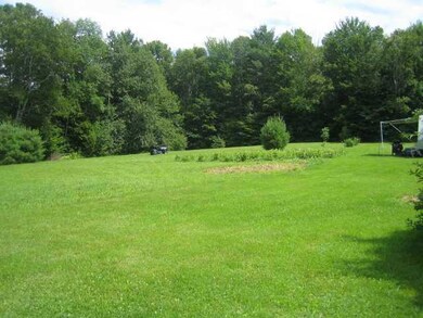Yard/Garden. Wonderful open field