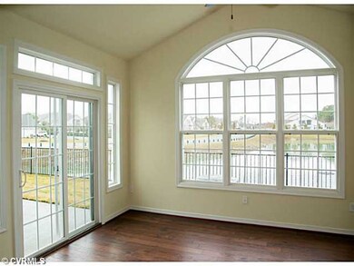 Den/Family/Great Room - Picture taken from similar