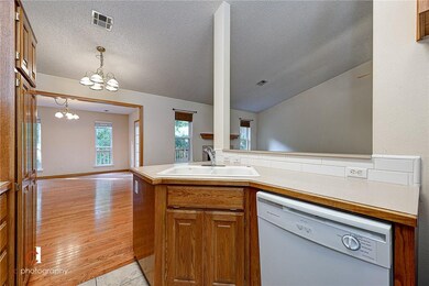 2 Saint Austell Dr, Bella Vista, AR 72714 - photo 6