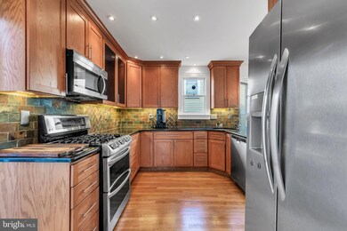 10019 Pratt Place, Silver Spring, MD 20910 - photo 4