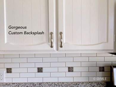 Kitchen Backsplash