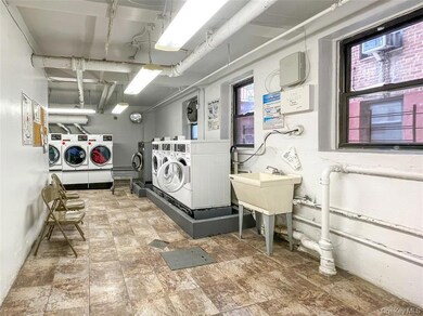 Dara Gardens unit 6C, Flushing, NY 11367 - photo 6