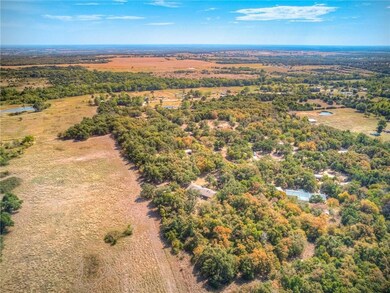 106565 S Kermit Rd, McLoud, OK 74851 - photo 5