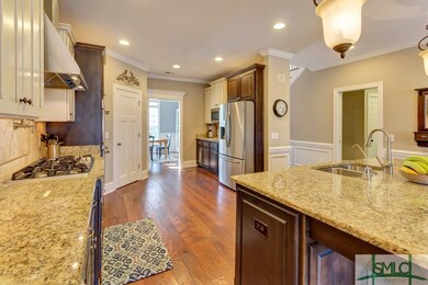 Tile backsplash and stainless appliances!